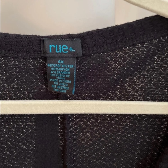 4x sweater - Picture 2 of 4